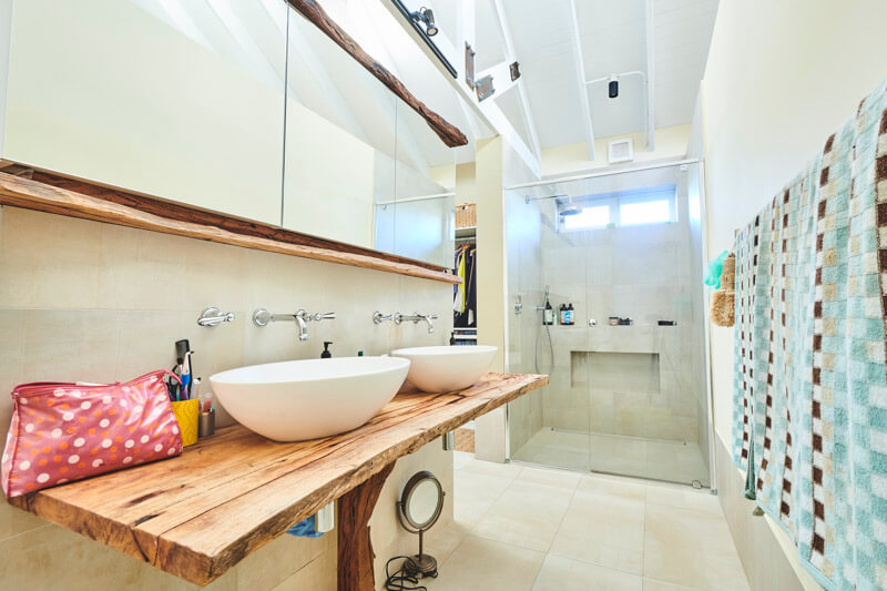 Matlock Street Sid Thoo